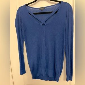 Dynamite sweater. XS